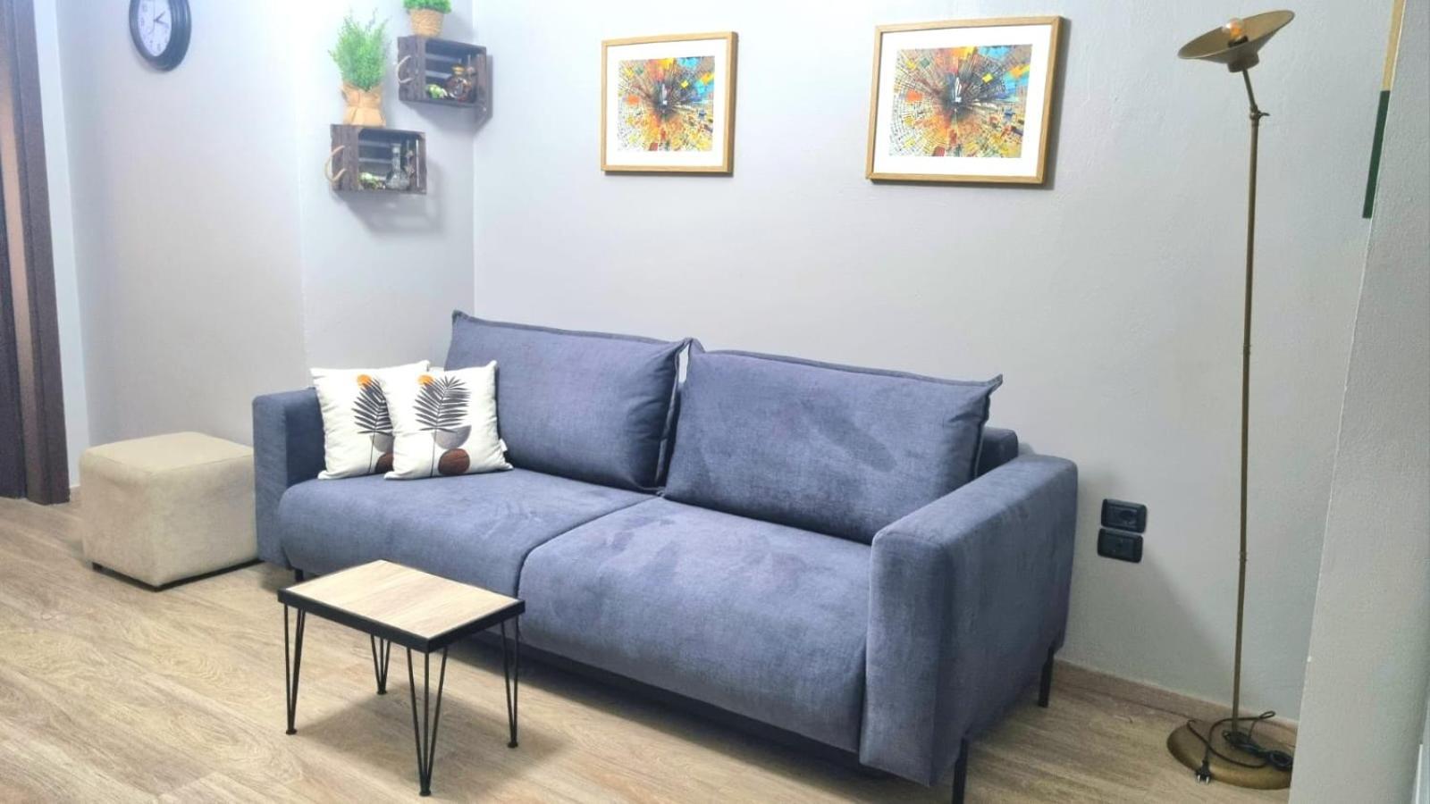 Nevila'S Apartment Tiranë Ngoại thất bức ảnh