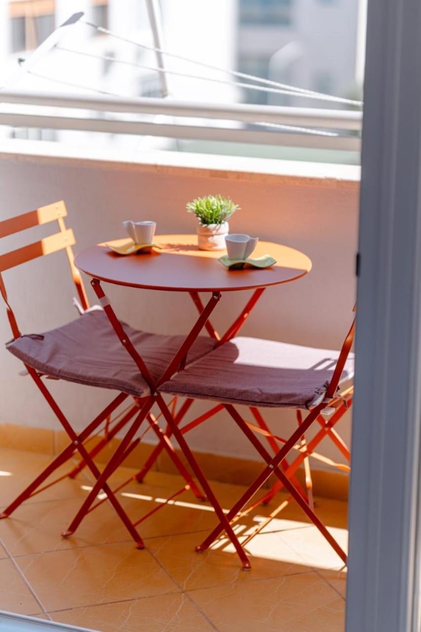 Nevila'S Apartment Tiranë Ngoại thất bức ảnh