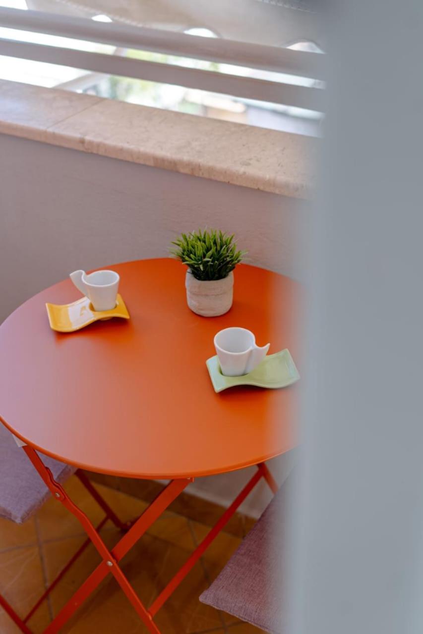 Nevila'S Apartment Tiranë Ngoại thất bức ảnh