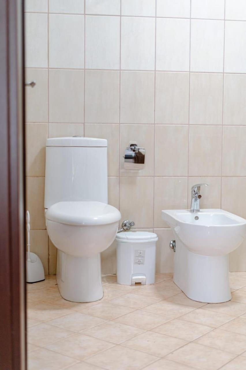 Nevila'S Apartment Tiranë Ngoại thất bức ảnh